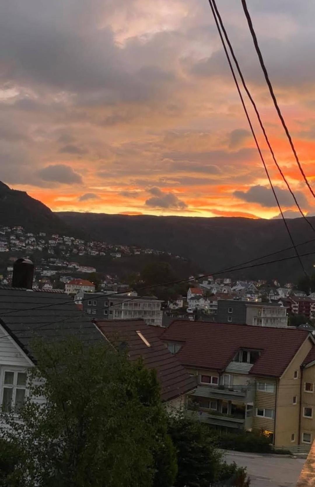 Spacious And Beautiful Apartment In Bergen With Free Parking Exterior foto